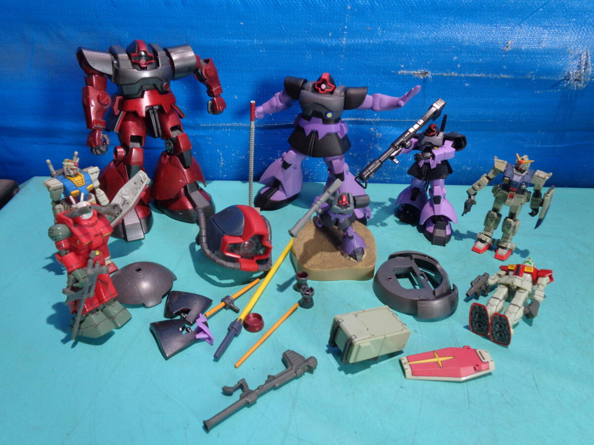 2 ガンダム ドム 他 フィギュア 色々 まとめて ジャンク