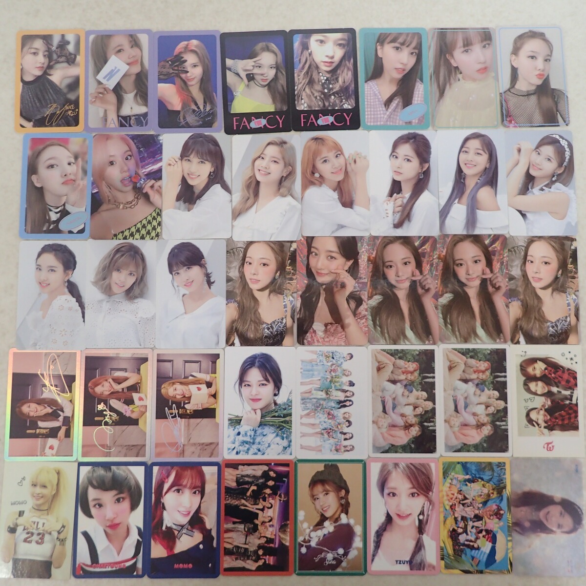 TWICE トレカ ツウィ/サナ/ジョンヨン/ナヨン/モモ/ジヒョ/チェヨン/ミナ/ダヒョン 等 まとめて40枚セット トゥワイス【PP