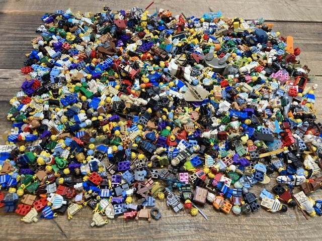 LEGO レゴ ミニフィグ 約1.6kg 現状渡し /ジャンク [13-3832]