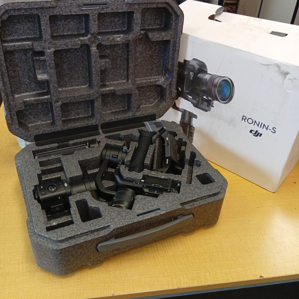 DJI RONIN S ジンバル スタビライザー ミラーレスカメラ 一眼レフ用箱付き