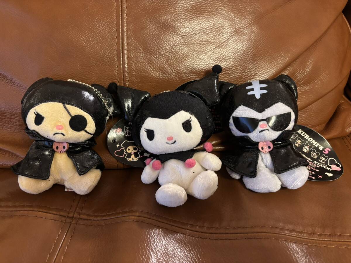 激レア未使用タグ付き　昔　サンリオ　ハローキティ　Kuromi’s５　クロミ　ニャンミ　ワンミ　マスコットぬいぐるみ　3点セット