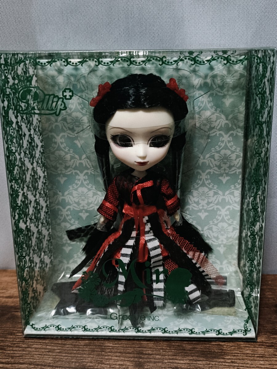 プーリップ　 ドール　Ｍir
