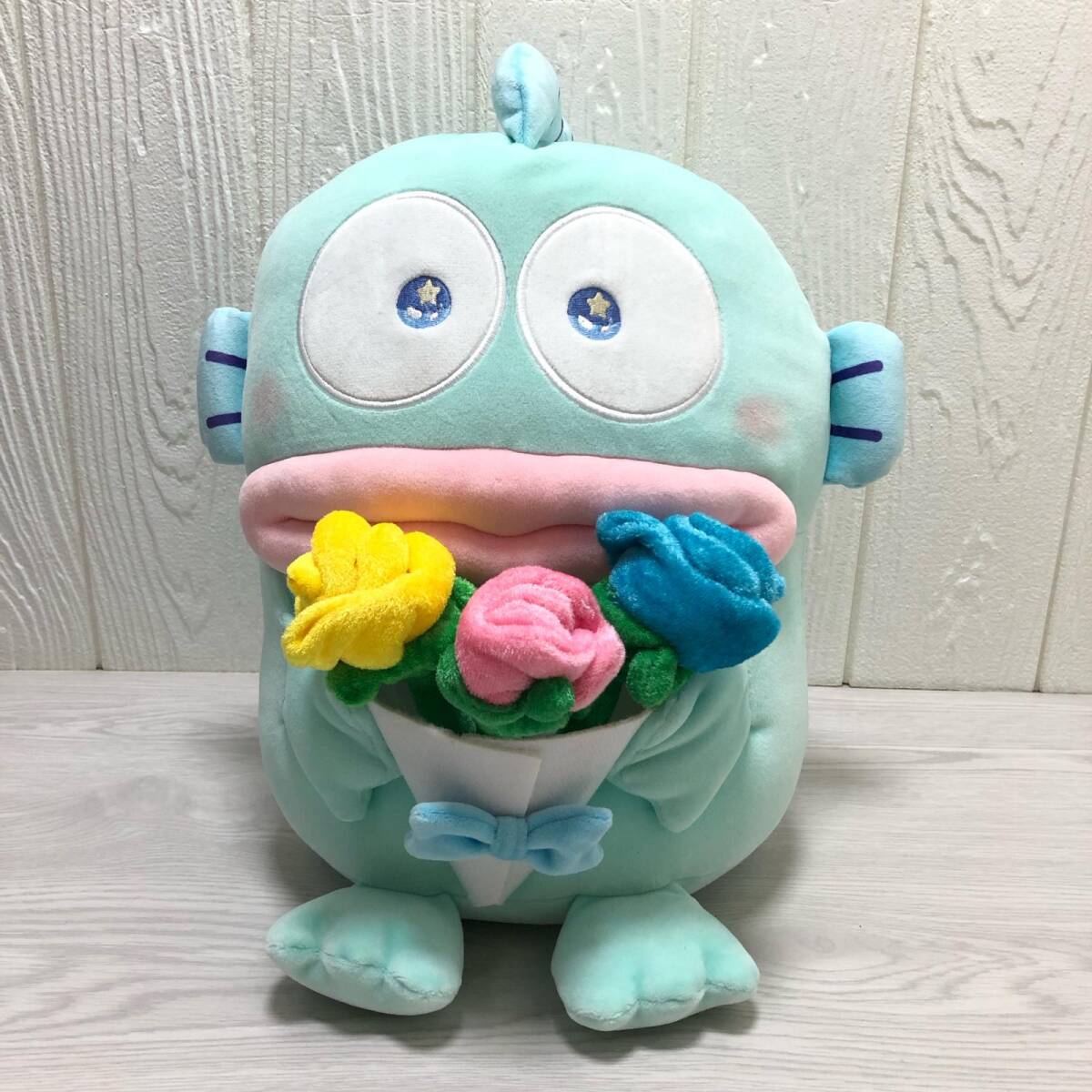 m387-0241-39 サンリオ フェス 2023 トゥインクルむにゅぐるみ L ハンギョドン ぬいぐるみ 花束