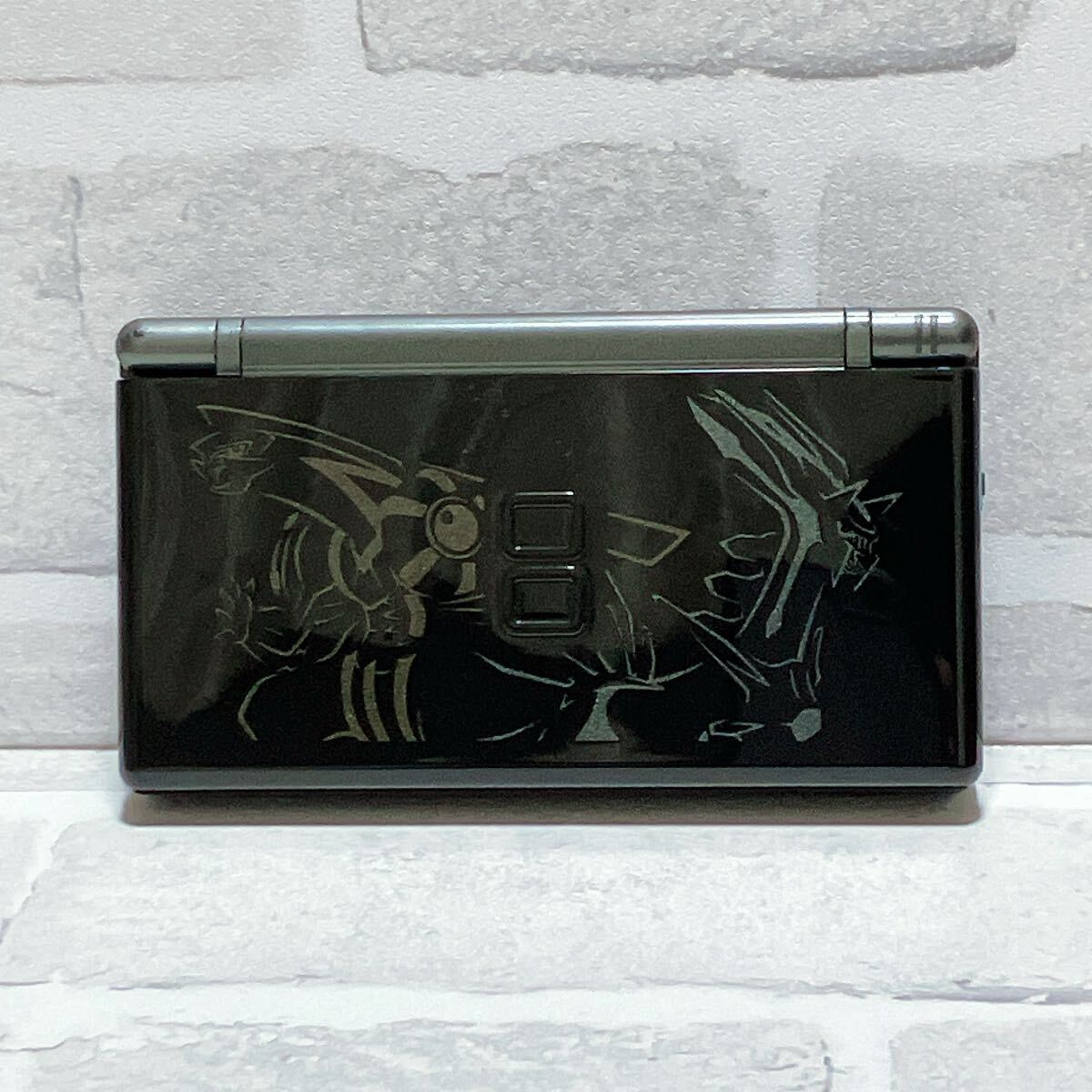【ジャンク品】DS Lite ジェットブラック ディアルガ・パルキア エディション 通電OK 液晶難アリ 部品取り 要修理 現状品 希少モデル