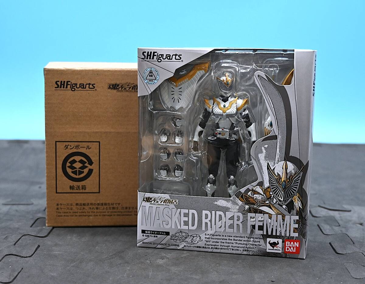 QY6-138　S.H.Figuarts 仮面ライダーファム 魂ウェブ商店 仮面ライダー龍騎 MASKED RIDER FEMME BANDAI フィギュア 玩具 未開封