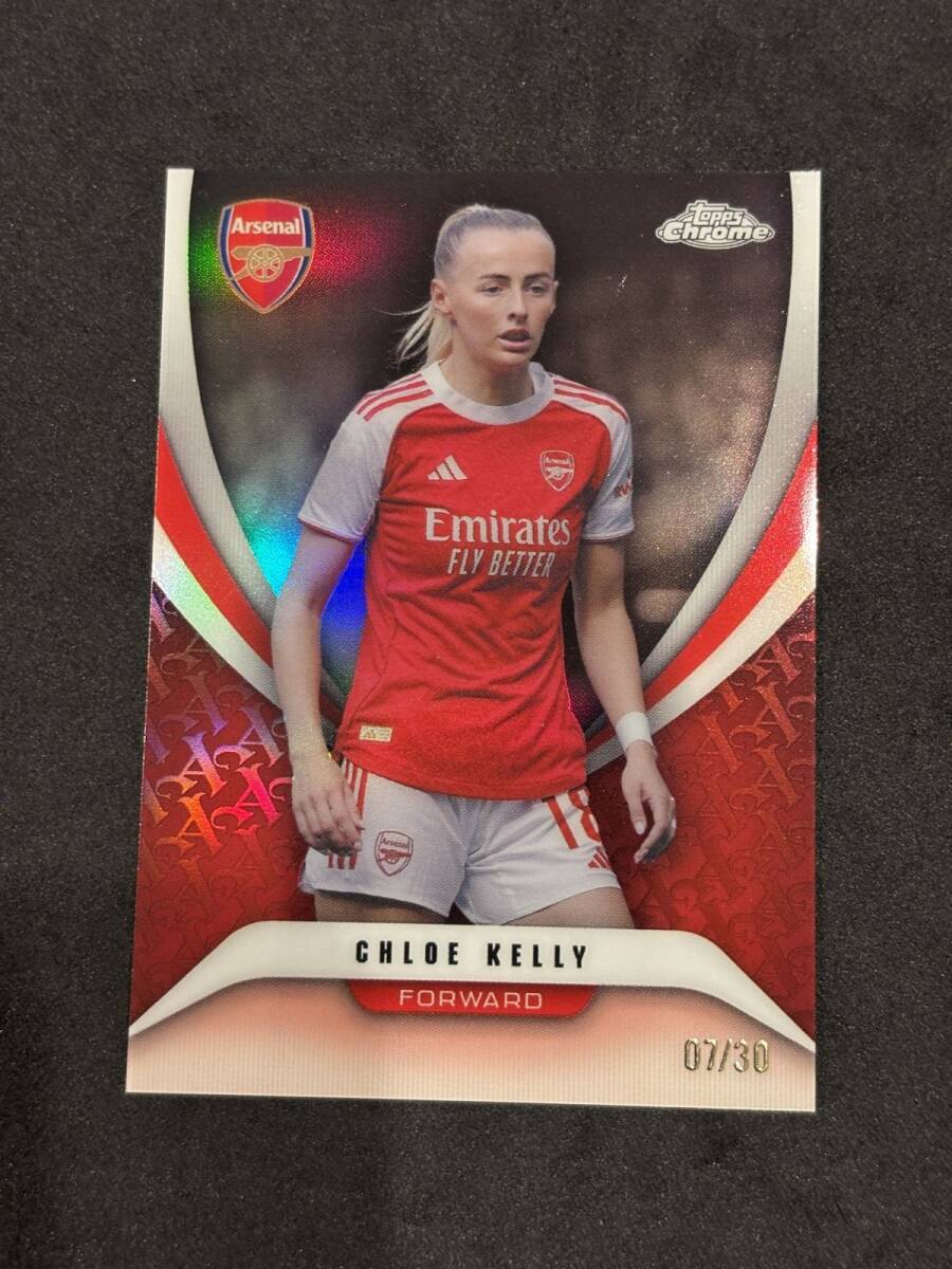 2025-26 Topps Chrome Arsenal Soccer Chloe Kelly White Refractor /30