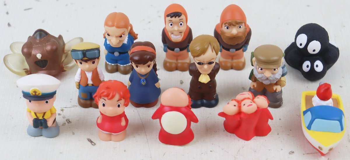 S★中古品★『ジブリ作品 指人形 14点セット ラピュタ/ポニョ/まっくろくろすけ』 二馬力 高さ(最大):約5.5cm ムスカ/ドーラ/宗介 ほか