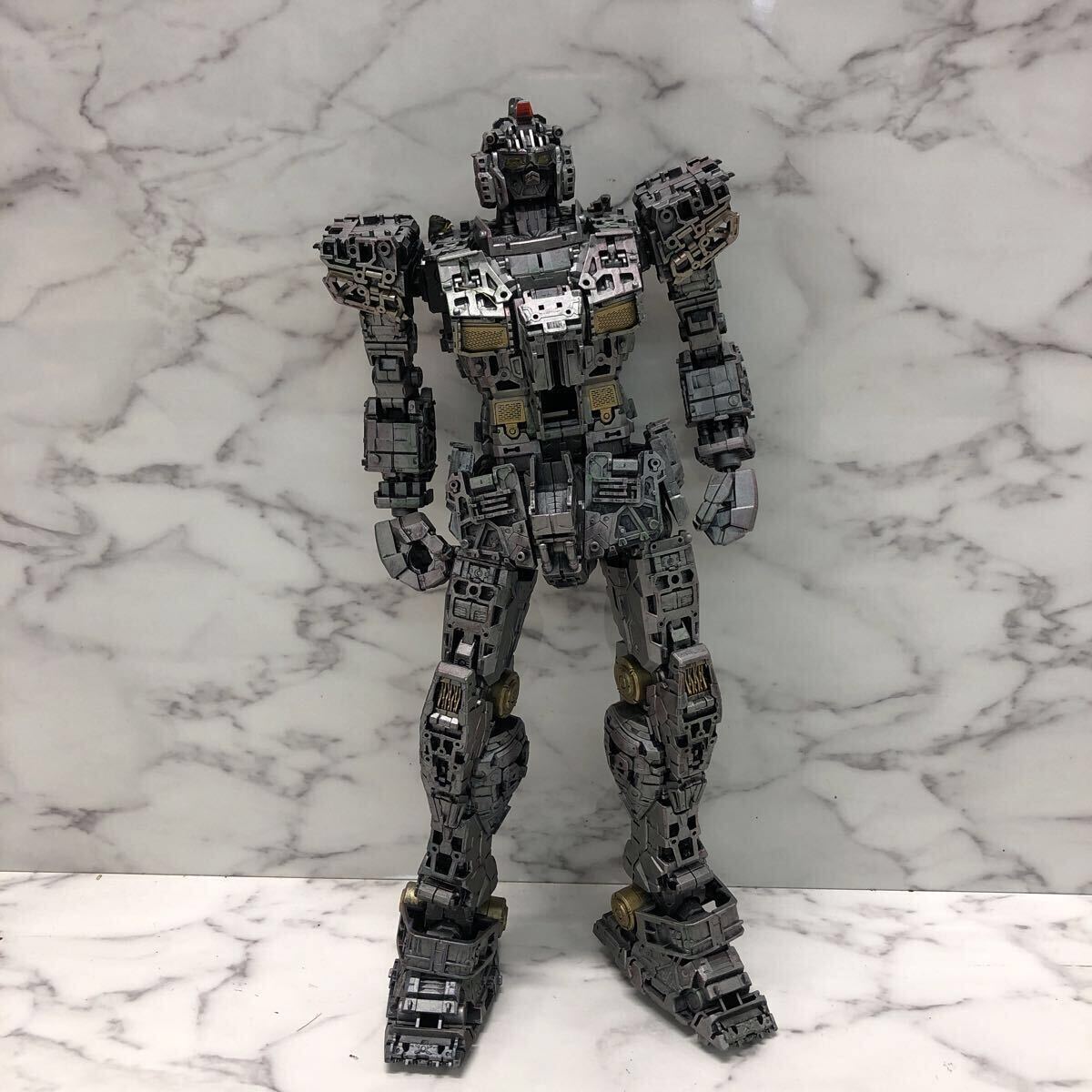 AID-260913-928 BANDAI バンダイ 機動戦士ガンダム PG UNLEASHED 1/60 RX-78-2 ガンダム インナーフレーム プラモデル 組立品 現状品