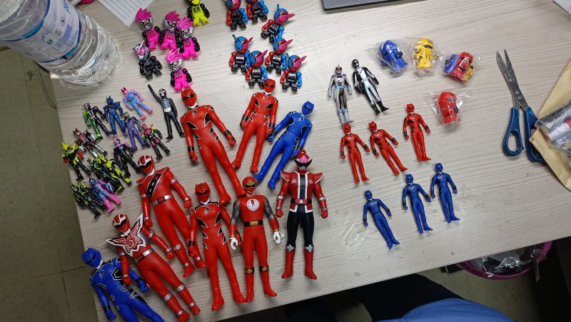 a package of tokusatsu toys !!